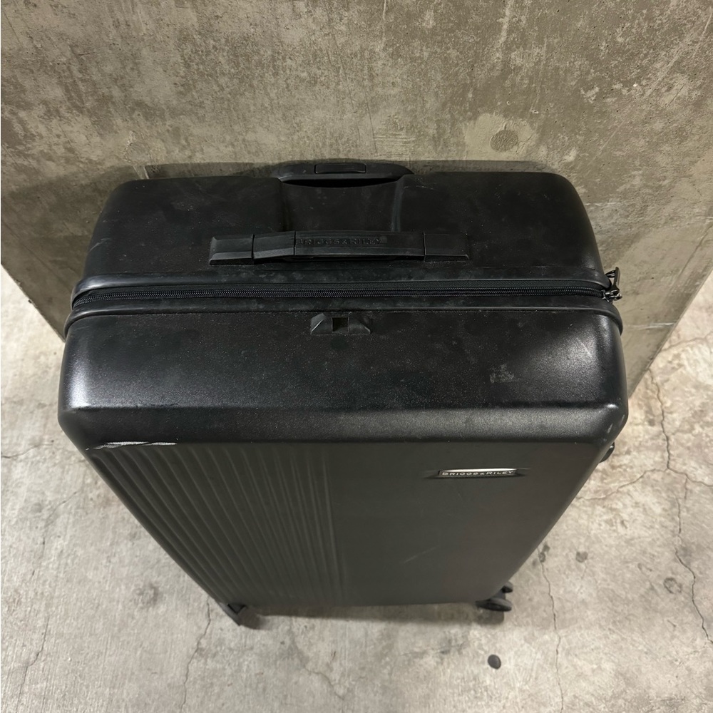 Briggs & Riley Hard case Rolling Check On Suitcase - Picture 3 of 11